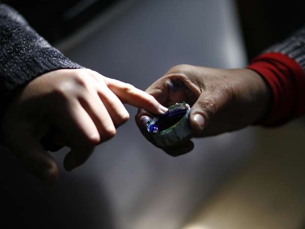 Egípcios vão às urnas neste sábado para decidir se aprovam o texto da nova Constituição do país Foto: AFP Egípcios vão às urnas neste sábado para decidir se aprovam o texto da nova Constituição do país Foto: AFP