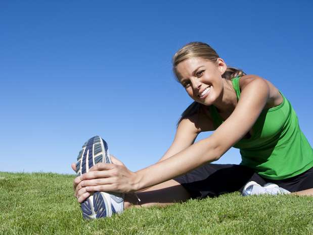 Pessoas que praticam pelo menos duas horas e meia de exercícios por semana vivem, em média, seis anos a mais Foto: Getty Images