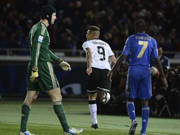 Guerrero repetiu semifinal e marcou, de cabeça, o gol decisivo da vitória corintiana Foto: Ricardo Matsukawa / Terra Guerrero repetiu semifinal e marcou, de cabeça, o gol decisivo da vitória corintiana Foto: Ricardo Matsukawa / Terra