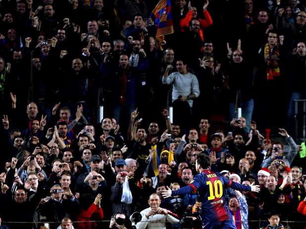 Messi recebe o segundo maior salário da Europa Foto: EFE
