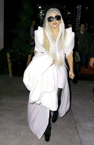 Gaga fez um intervalo da turnê Born This Way Ball, e deve retornar aos palcos em 11 de janeiro Foto: BangShowBiz / BangShowBiz