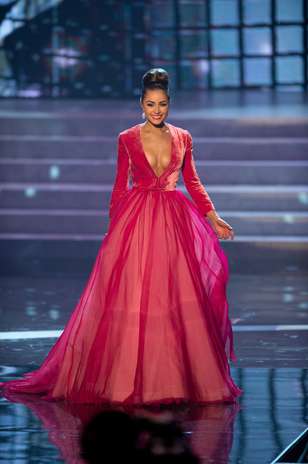 Miss Estados Unidos Olivia Culpo durante desfile de traje de gala Foto: Divulgação