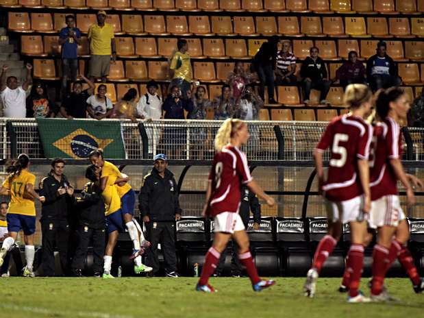 Brasil sofreu, mas garantiu título em SP após empate com a Dinamarca nesta quarta Foto: Fernando Pilatos / Divulgação Brasil sofreu, mas garantiu título em SP após empate com a Dinamarca nesta quarta Foto: Fernando Pilatos / Divulgação