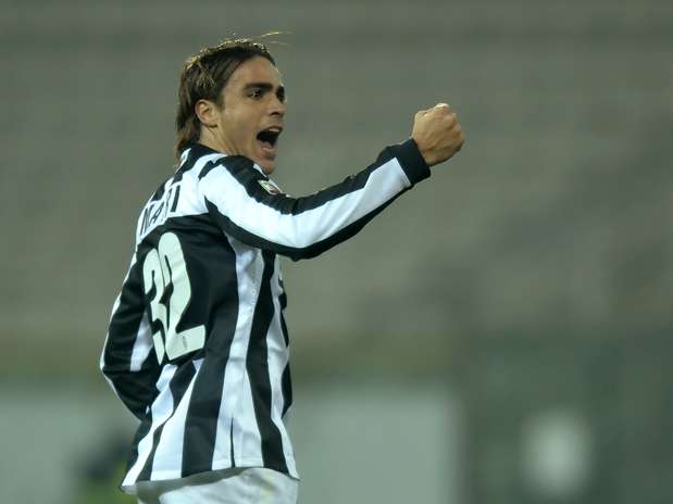 Matri marocu duas vezes e garantiu a vitória da Juventus em Parma sobre o Cagliari Foto: AP
