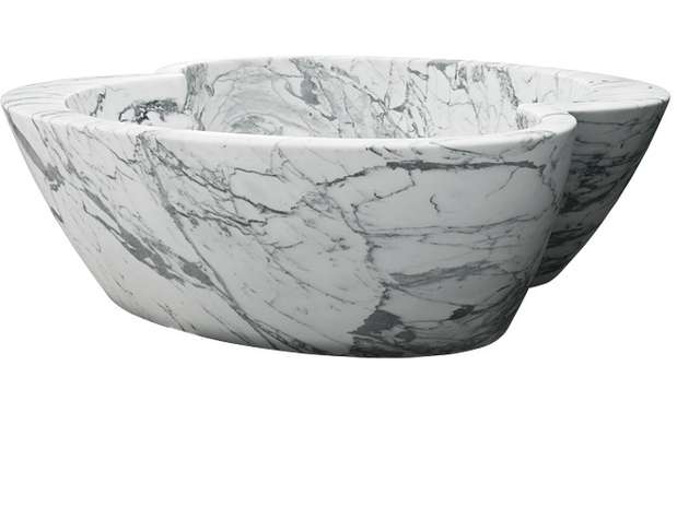 Esta banheira de mármore Venato tem apenas três peças à venda Foto: Divulgação/Pitt & Pollaro