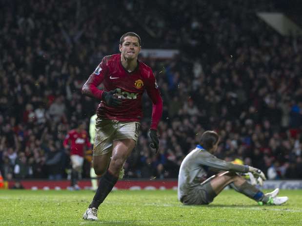 Javier Hernández, o Chicharito, marcou o gol da vitória para o Manchester United Foto: AP Javier Hernández, o Chicharito, marcou o gol da vitória para o Manchester United Foto: AP