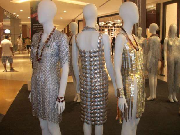 Joel Souza é estilista e cria roupas com viés sustentável Foto: Divulgação