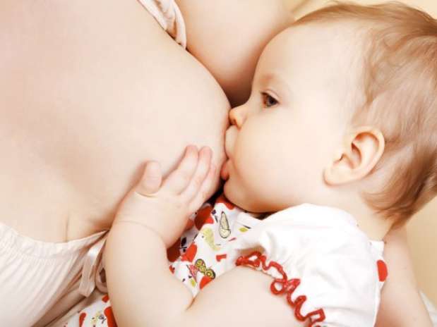  Mulheres que amamentam por, pelo menos, 13 meses têm 63% menos probabilidade de desenvolver câncer de ovário, diz estudo Foto: Shutterstock