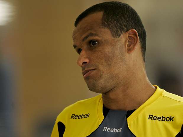 Experiente Rivaldo despertou o interesse do time do Santa Cruz para 2013 Foto: Getty Images