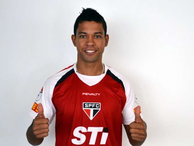 Wallyson é o quarto reforço são-paulino para a temporada 2013 Foto: www.saopaulofc.net / Divulgação Wallyson é o quarto reforço são-paulino para a temporada 2013 Foto: www.saopaulofc.net / Divulgação