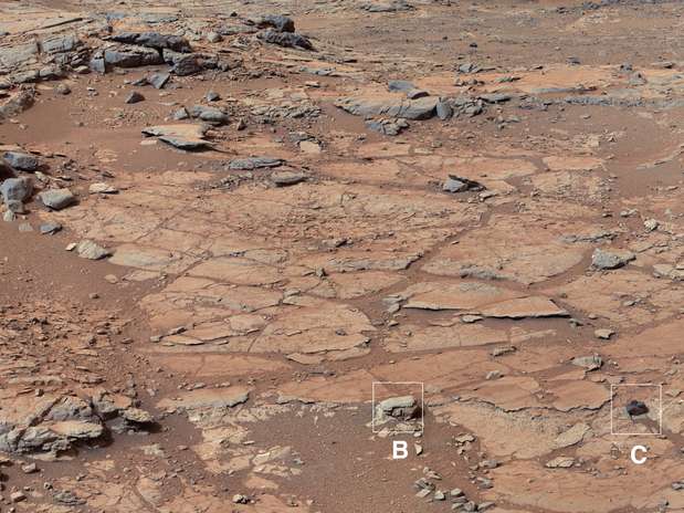 Imagem divulgada pela Nasa mostra área onde o robô Curiosity deve fazer suas primeiras perfurações em solo marciano Foto: Nasa / AP