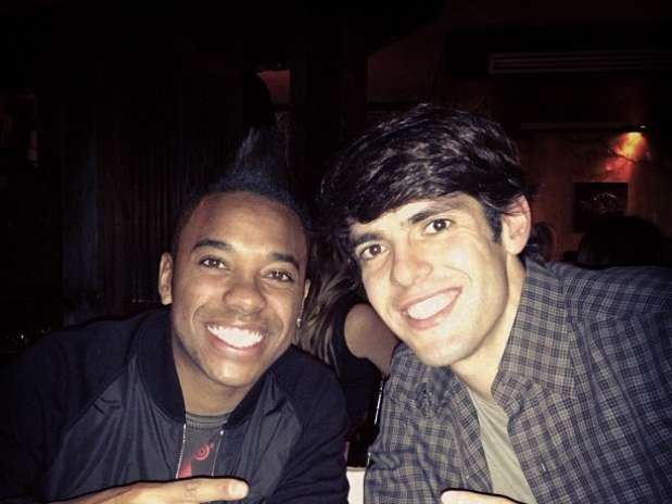 Kaká jantou com Robinho em Milão e manifestou interesse de voltar ao futebol italiano Foto: Instagram / Reprodução Kaká jantou com Robinho em Milão e manifestou interesse de voltar ao futebol italiano Foto: Instagram / Reprodução