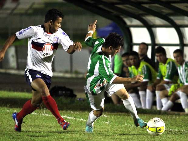 Bahia e Juventude fizeram jogo morno, mas disputa por pênaltis foi uma batalha Foto: Fernando Calzzani/ Photopress / Divulgação