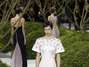 Grife Dior mesclou tons neutros com bordados  Foto: AP