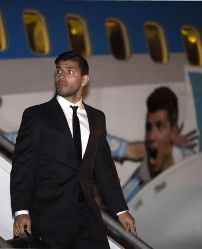 OFF - MG: chegada de argentinos tem provocações e cão farejador