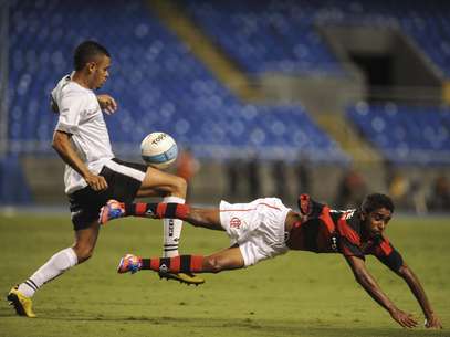 Empresário de Cleber Santana confirma negociação com o Avaí