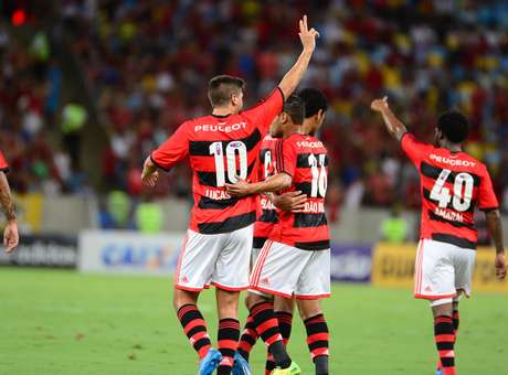 Jayme fica satisfeito com Fla e não se preocupa por Hernane