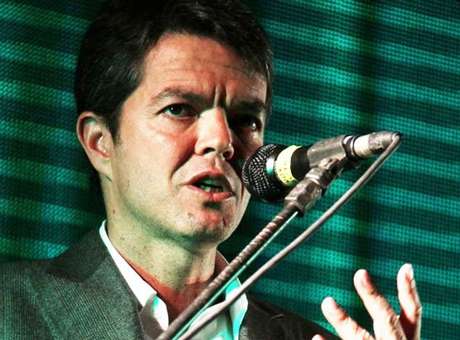 Vitória confirma saída de diretor de futebol para Flamengo