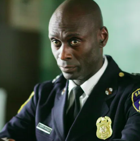 Morreu o ator Lance Reddick, da série The Wire e da saga John Wick -  SELFIE