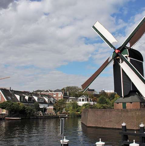 Um moinho de vento em Solvang - Urban Sketchers
