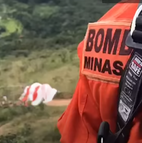 Avião cai em Sabará após pane; piloto conseguiu acionar paraquedas