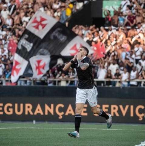 Corinthians sai na frente, mas leva empate de Atlético-MG e cai