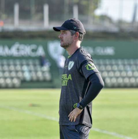 SCCP News on X: EU NÃO ME CANSO, ELAS NÃO SE CANSAM! 🔥💜 O CORINTHIANS É  O CAMPEÃO PAULISTA FEMININO DE 2023. ESSE É O QUARTO TÍTULO DA TEMPORADA!   / X