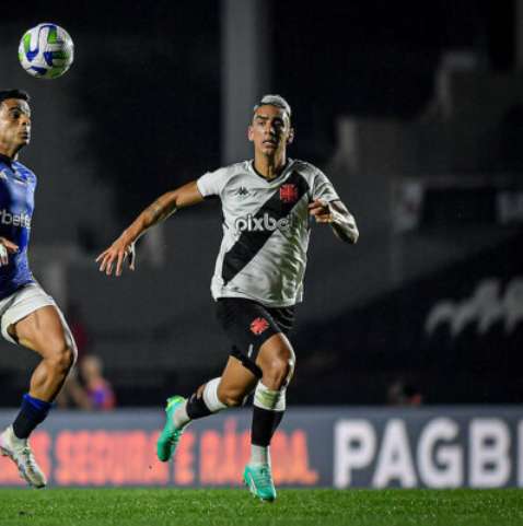 Cruzeiro x Vasco: duelo contra o rebaixamento põe à prova pequena série  invicta da Raposa