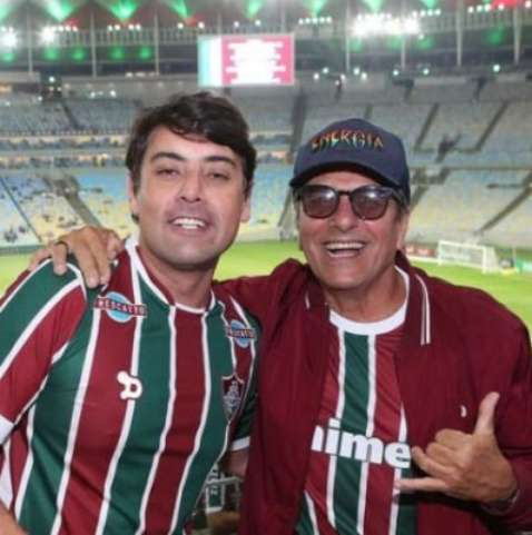 Sócios do Vitória rejeitam nome de site de acompanhantes no clube por R$  200 milhões
