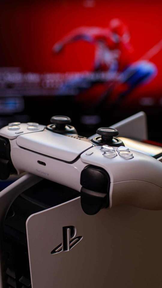 PlayStation 5 (PS5) está disponível para compra na ; veja preços