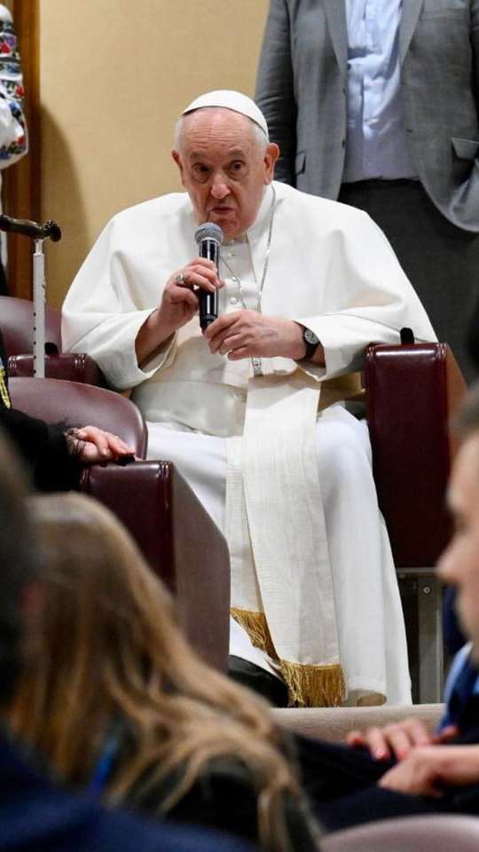 Bispo conservador do Texas é demitido pelo Papa Francisco