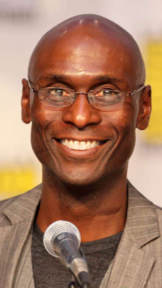 Lance Reddick, astro da saga John Wick, morre aos 60 anos