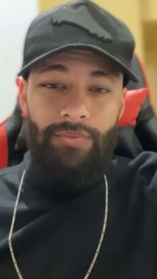 Espectadores do Experiência Flamino também assistem este canal Eu acho  ridículo quem coloca foto do Neymar no perfil Gustavo Lazaro 37 mil  visualizações - há 2 horas LAS ss enfim hipocrisia - iFunny Brazil