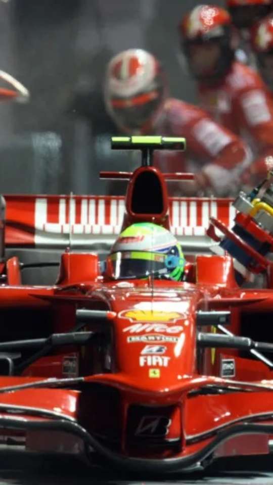 Felipe Massa fala sobre desempenho da Ferrari: “Certamente não