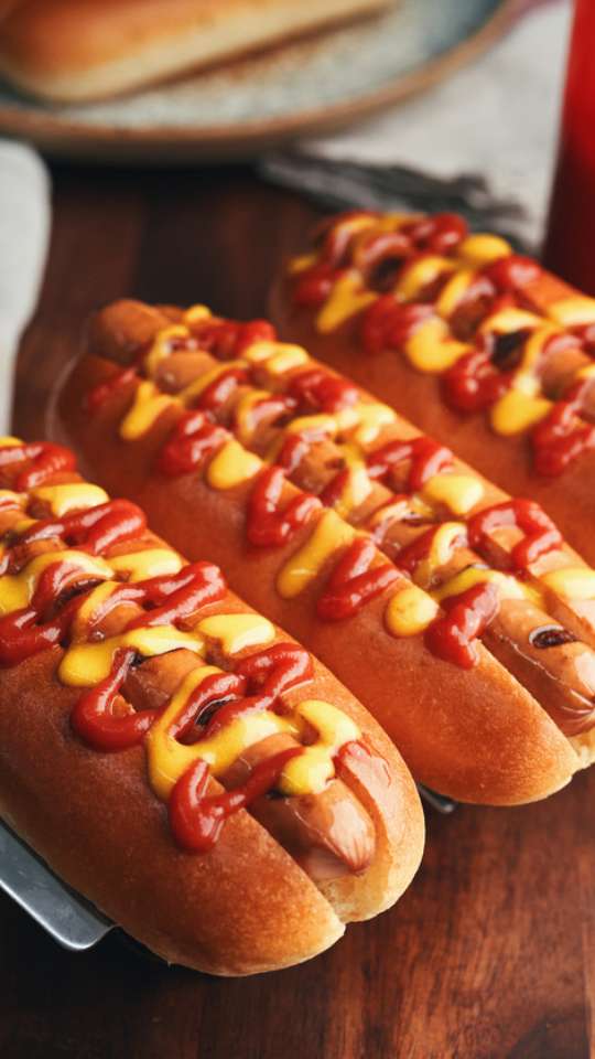 Dia do Cachorro-Quente: Onde comer hot dog em SP - 08/09/2023 -  Restaurantes - Guia Folha