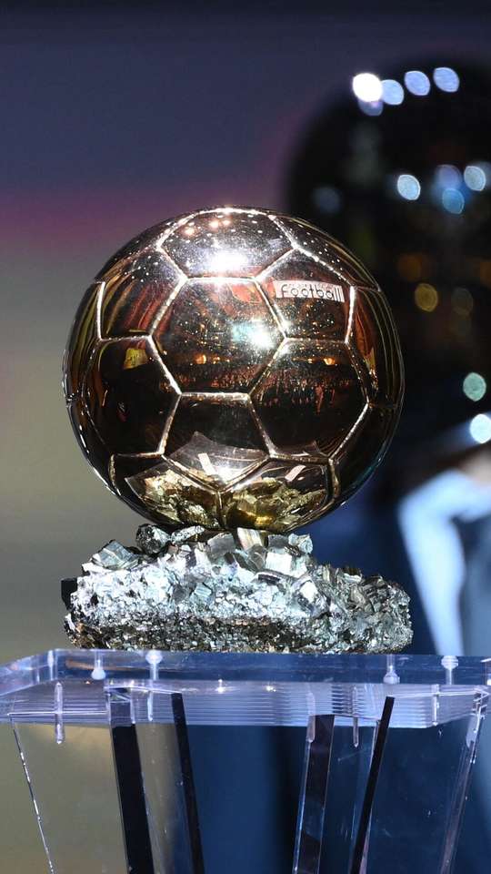 Messi fatura sua oitava Bola de Ouro, Vini Jr. ganha Prêmio Sócrates e Pelé  é homenageado - Estadão