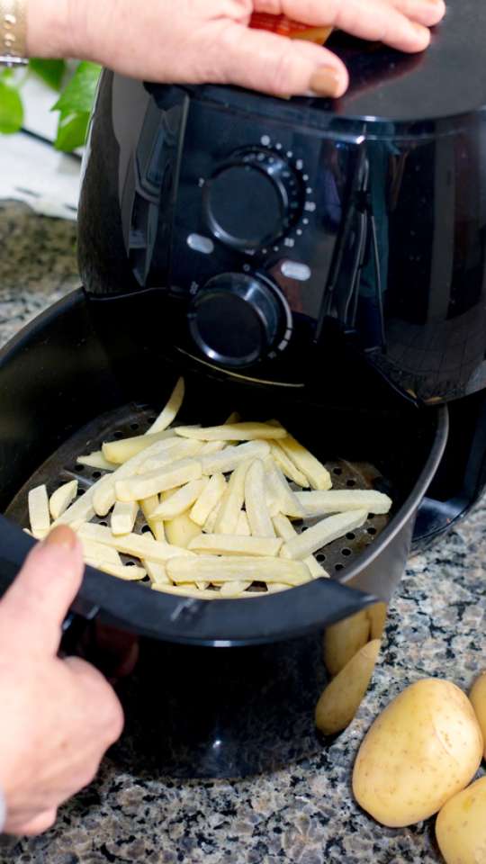 Análises mostram que sandes de atum da Subway podem não conter atum