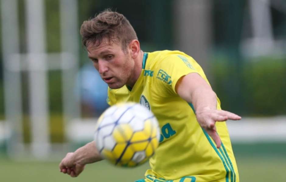 William Barbio, atacante que pertence ao Vasco e estava emprestado, já jogou pela Chapecoense e poderia voltar Foto: Divulgação/Chapecoense / LANCE!