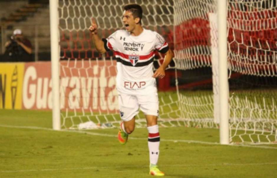 William Barbio, atacante que pertence ao Vasco e estava emprestado, já jogou pela Chapecoense e poderia voltar Foto: Divulgação/Chapecoense / LANCE!