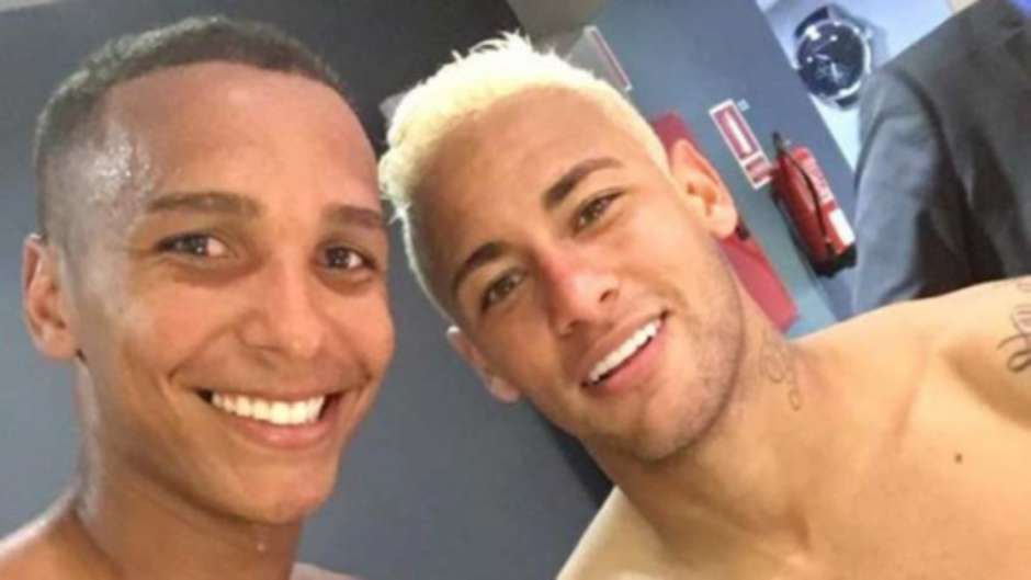 Ajuda do Barcelona e Mattos 'louco': a chegada de Deyverson ao Palmeiras