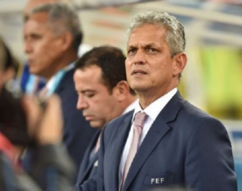 Reinaldo Rueda foi técnico do Equador na Copa de 2014 Foto: RODRIGO BUENDIA / AFP / LANCE!