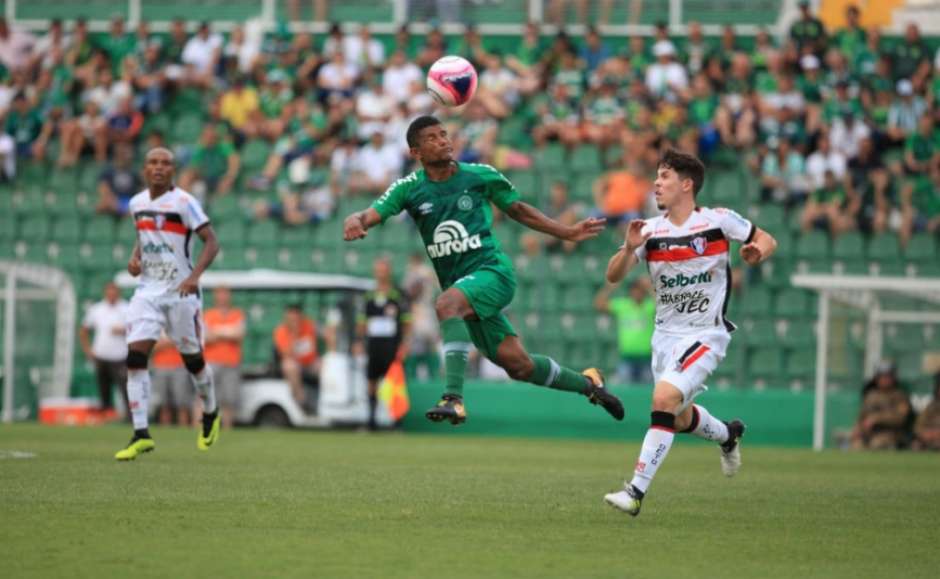 Gabriel foi negociado com o Sport no mês de janeiro. O meia-atacante tem vínculo com o Flamengo até o fim de 2019, mas foi cedido por empréstimo aos pernambucanos até dezembro. Nas cinco temporadas em que esteve na Gávea, ele foi a campo em 214 vezes e fez 23 gols. Porém, nunca conseguiu se consolidar entre os titulares e também era alvo constante dos torcedores. Conquistou dois estaduais e uma Copa do Brasil durante o período. Foto: Divulgação / LANCE!